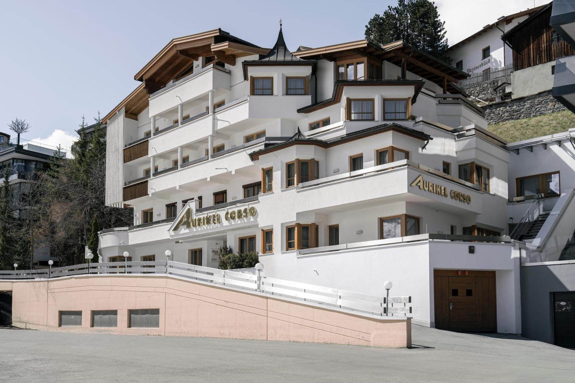 Appartements Aurikel Corso イシュグル エクステリア 写真